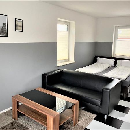 Apartment Voll Moebeliert Mit Balkon ברמן מראה חיצוני תמונה