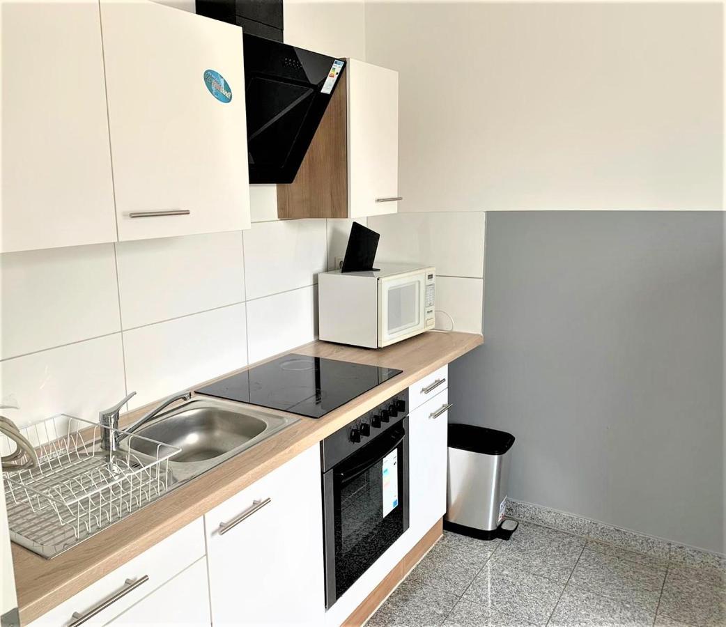 Apartment Voll Moebeliert Mit Balkon ברמן מראה חיצוני תמונה